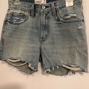 Abercrombie & Fitch Midrise BF Shorts